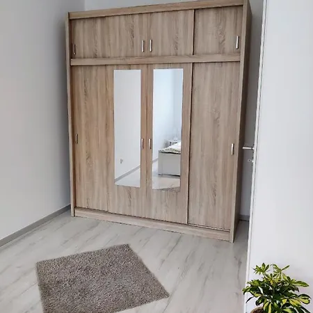 Garden I Freeparking Daire