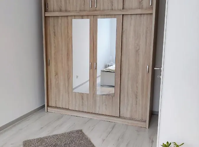 Garden I Freeparking Apartman