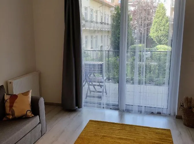 Garden I Freeparking * Budapest
